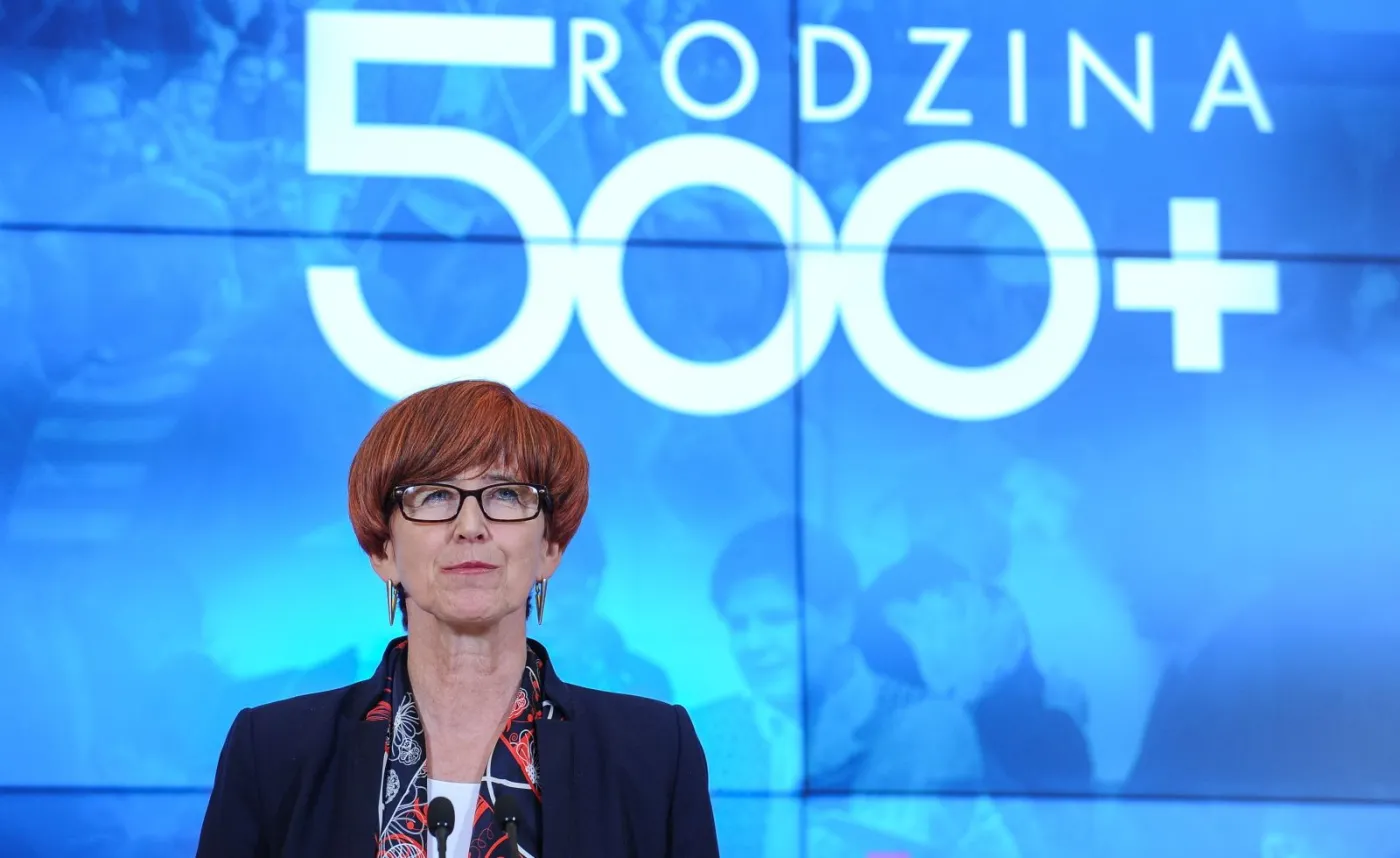 Będą zmiany w systemie pieczy zastępczej. Rafalska: Do końca roku nowela powinna być uchwalona