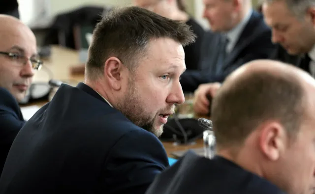 Kierwiński: To co dzieje się w MON to jeden wielki skandal