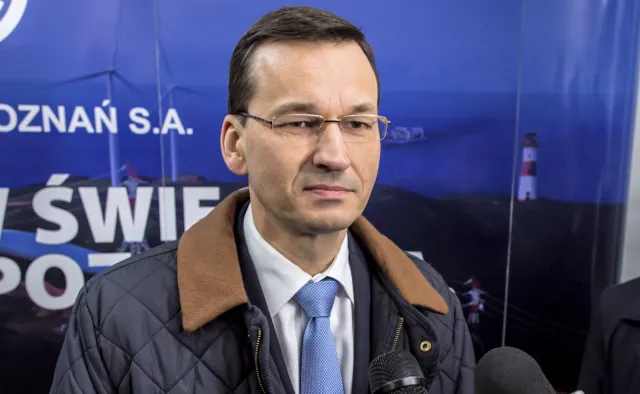 Morawiecki: Po decyzji KNF centra decyzyjne dwóch największych banków w Polsce