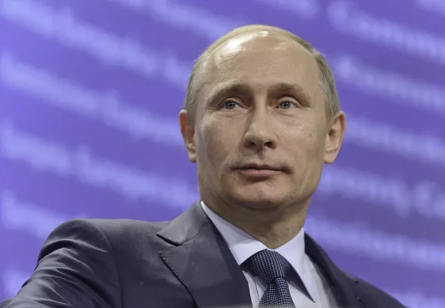 Rosja: „Wiedomosti”: w wielkich miastach spadły notowania Putina