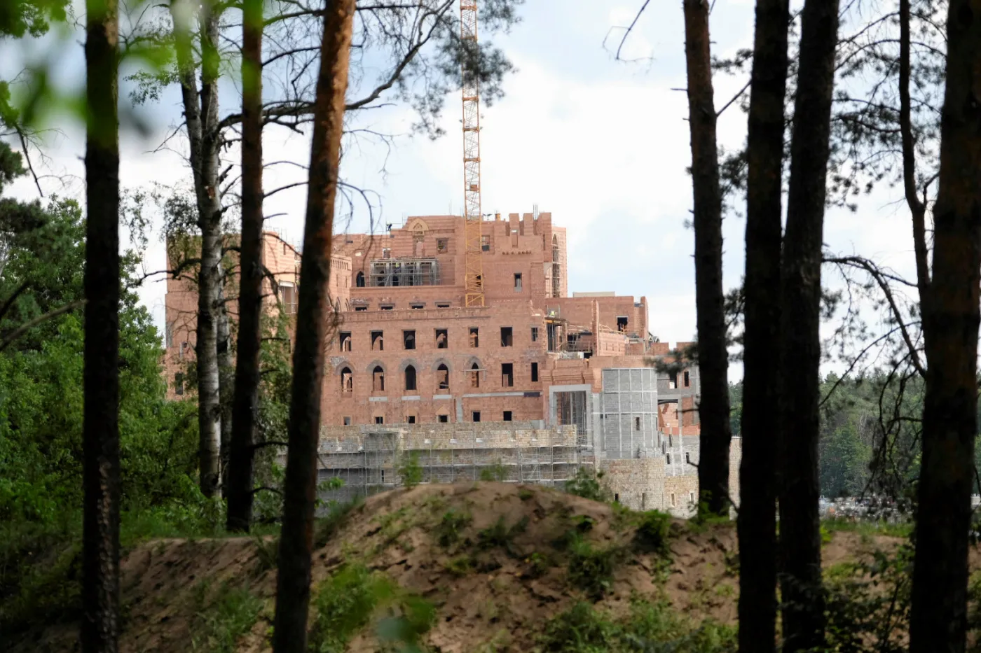 Zamek w Puszczy Noteckiej. Prokuratura analizuje zawiadomienie ws. budowy w Stobnicy