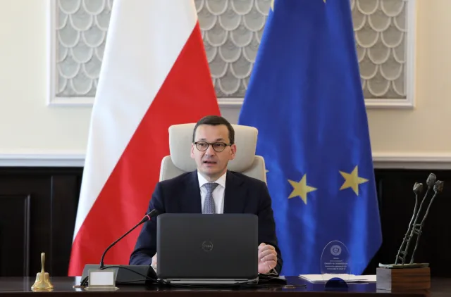 Ochrona grobów powstańców warszawskich. Premier zapowiada zmiany w prawie