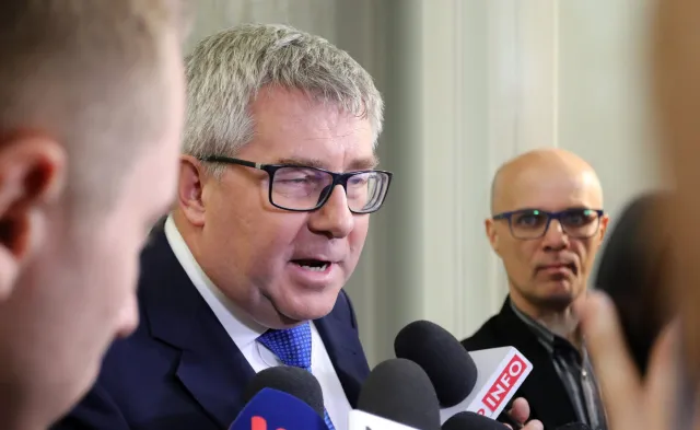 Czarnecki: Ścigając neonazistów pamiętajmy też o pogrobowcach komunizmu