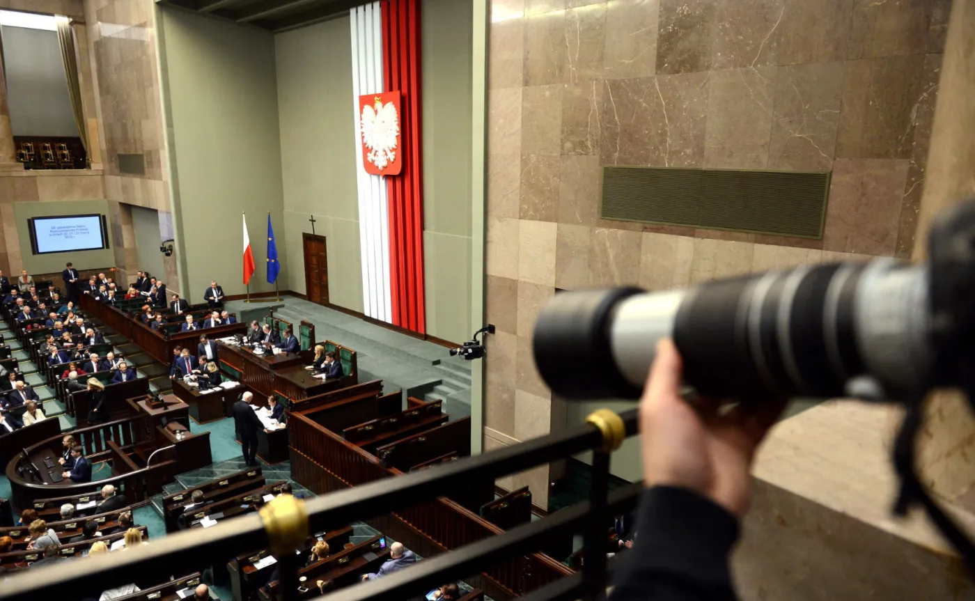 Mazurek: Nie zgadzamy się na odebranie dotacji partiom politycznym