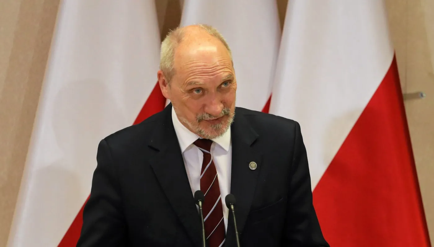 Macierewicz: Weto prezydenta bardzo głęboko zmienia sytuację w Polsce