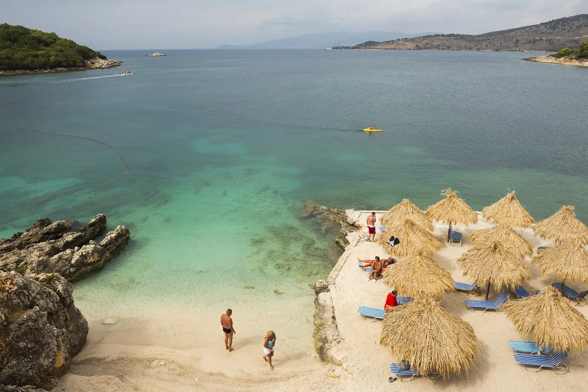 3324757-riwiera-albanska.jpg