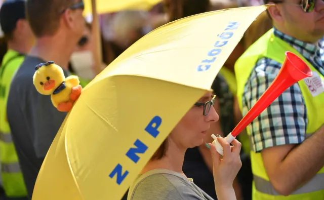 Nadchodzi czas przedwyborczych protestów. Nauczyciele, policjanci, rolnicy chcą zmusić rząd do ustępstw