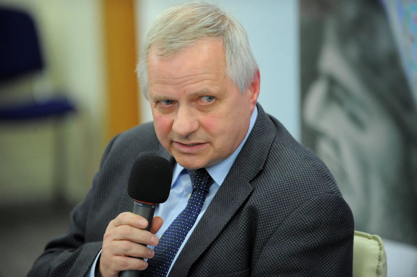Jak rozpoznać kiełbasę wyborczą, czyli czym kierować się przy wyborze kandydata [WYWIAD]