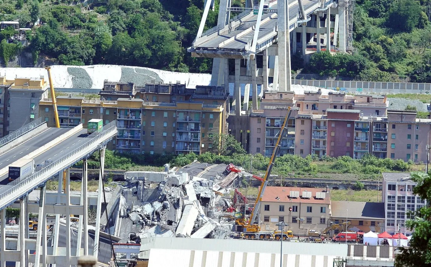 Katastrofa we Włoszech. Prasa: Przyczną tragedii wadliwy element konstrukcji