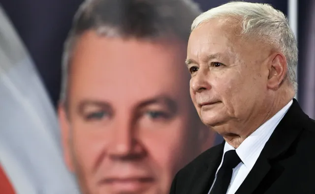 Kaczyński: Teza, że z bratem "wrobiliśmy" Wałęsę we współpracę z SB sprzeczna z prawdą