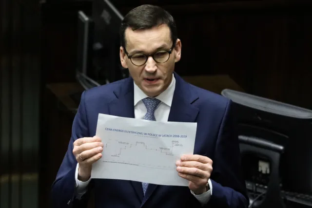 Trwa debata nad ustawą obniżającą akcyzę na prąd. Morawiecki: "Rząd PO-PSL nie zadbał o politykę energetyczną"