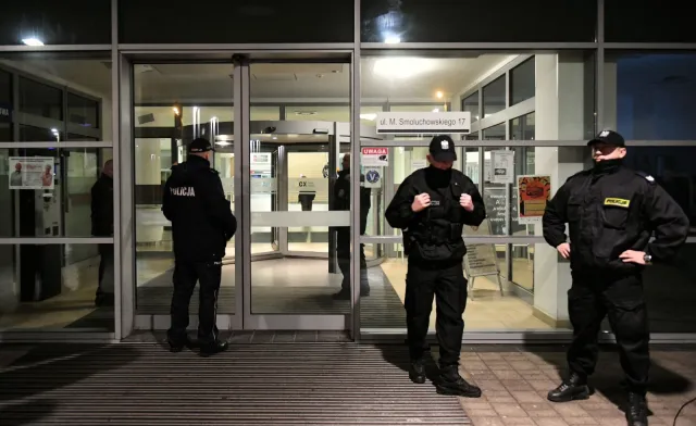 Prezydent Gdańska zaatakowany na scenie podczas finału WOŚP. Paweł Adamowicz przeszedł operację