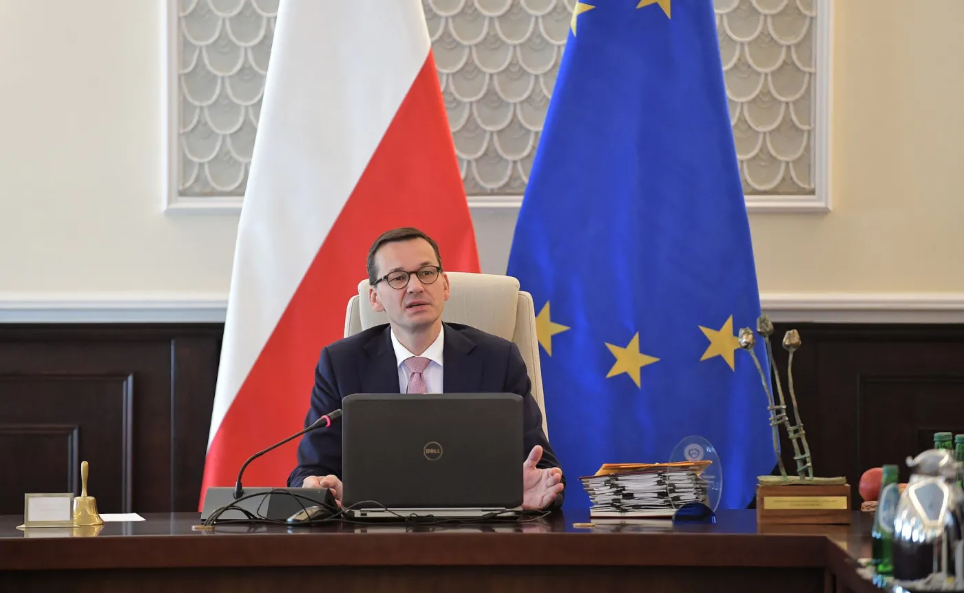 Premier: Po dokładnym przeanalizowaniu ustosunkujemy się do zawiadomienia TSUE