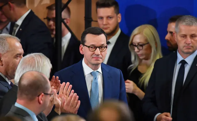 Morawiecki musi sprostować wypowiedź. Sąd przychylił się do zażalenia Majchrowskiego