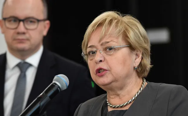 I prezes SN wezwała sędziów Izby Dyscyplinarnej do powstrzymania się od orzekania