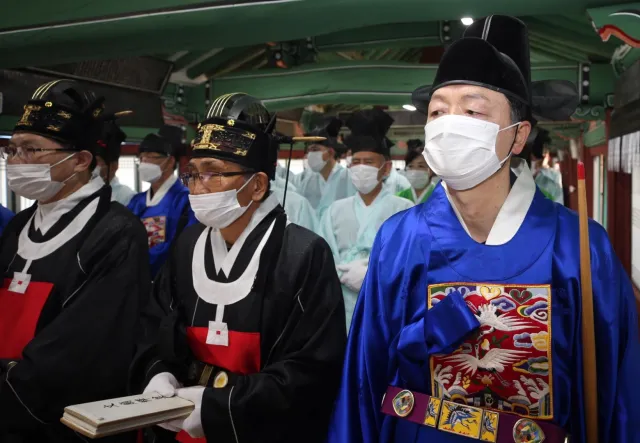 Korea chce sądzić przywódcę sekty. Na jej nabożeństwach szerzył się koronawirus