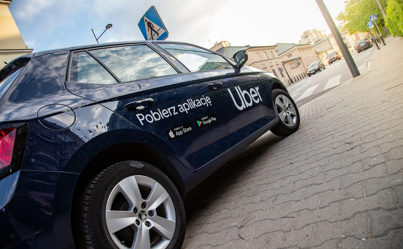 Wchodzi w życie "lex Uber". Ma uporządkować rynek przewozów
