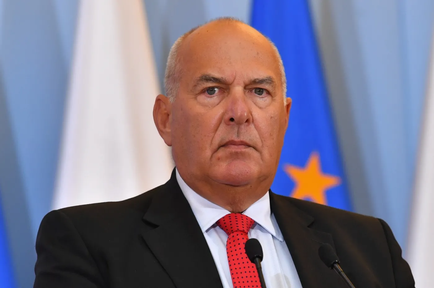 Kościński: MF nie zakłada wstrzymania wypłat pieniędzy unijnych Polsce