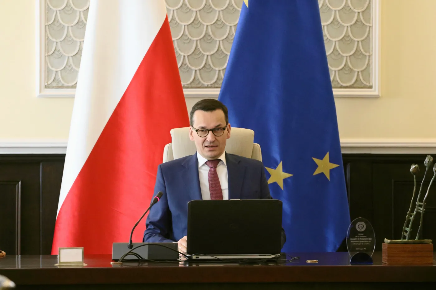 Mateusz Morawiecki po publikacji "Super Expressu": Kochamy nasze dzieci, jesteśmy z nich dumni