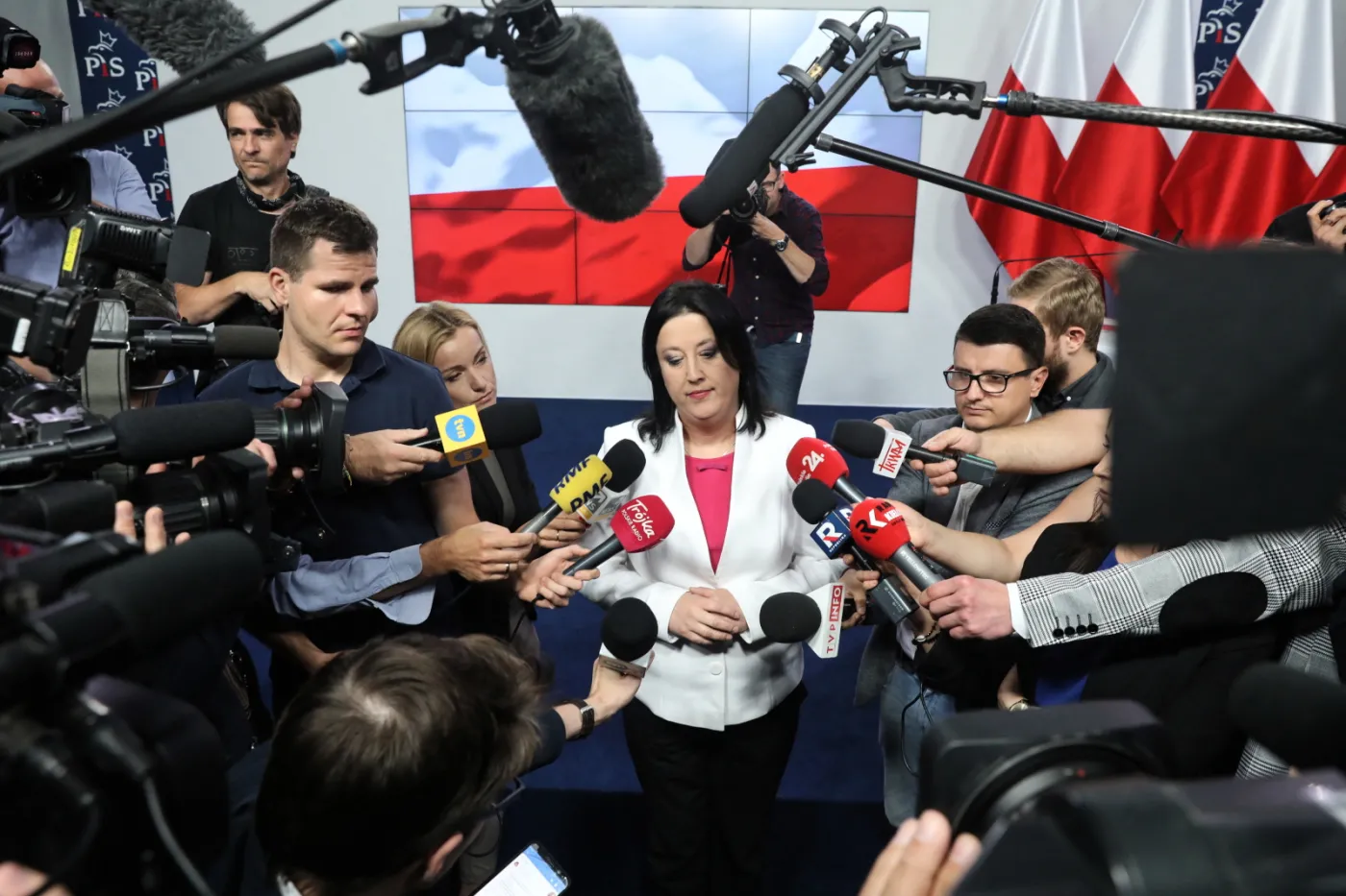 "Prosimy o wyliczenia i konkretne projekty". Rzeczniczka PiS o programie wyborczym Koalicji Obywatelskiej