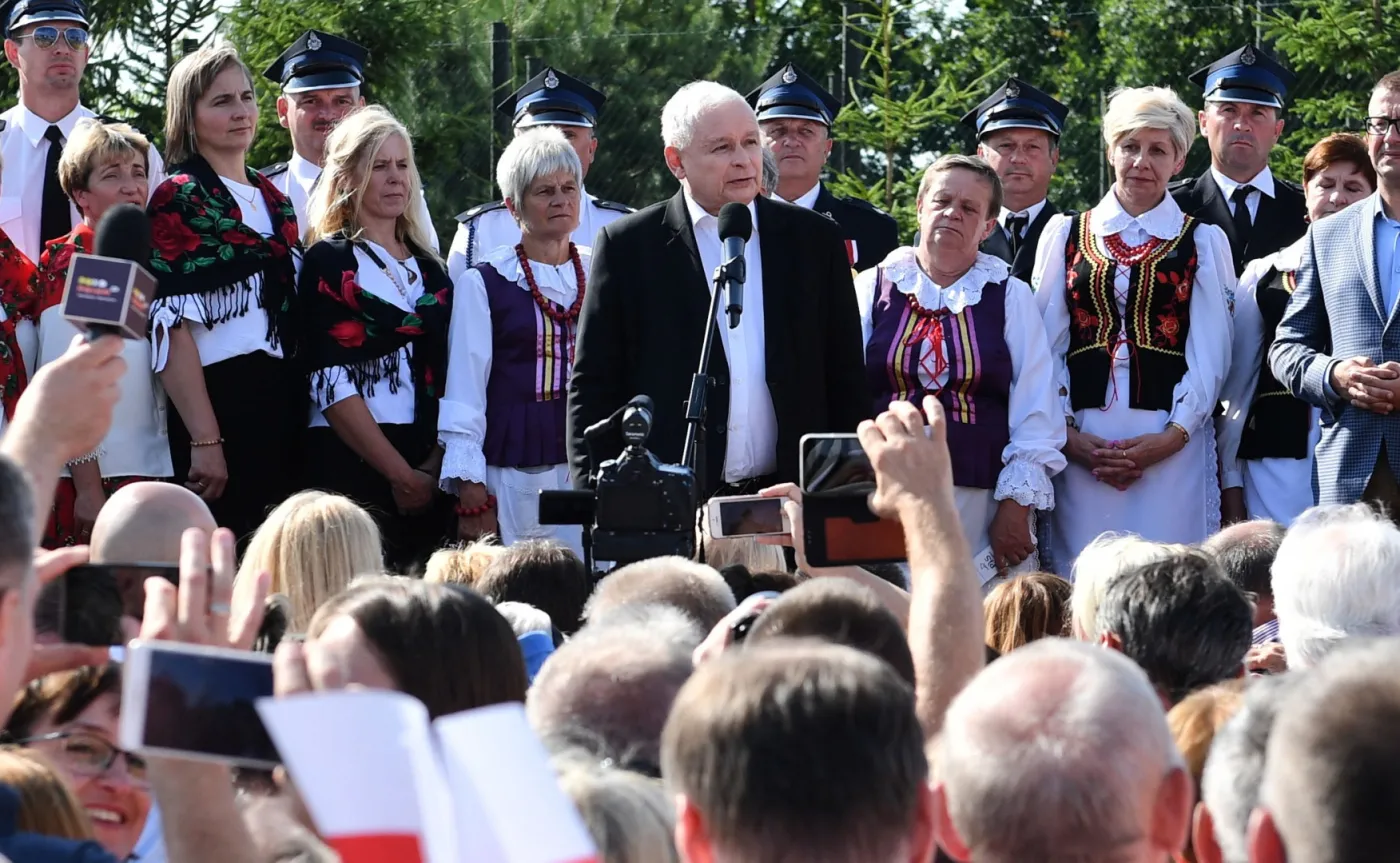 Jarosław Kaczyński szykuje się do politycznej emerytury? "Za cztery lata ktoś, kto będzie stał w tym miejscu..."