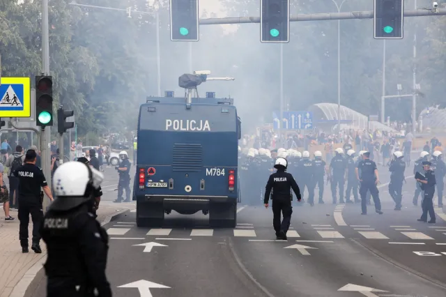 Białystok: Ulicami miasta przeszedł I Marsz Równości. Doszło do incydentów