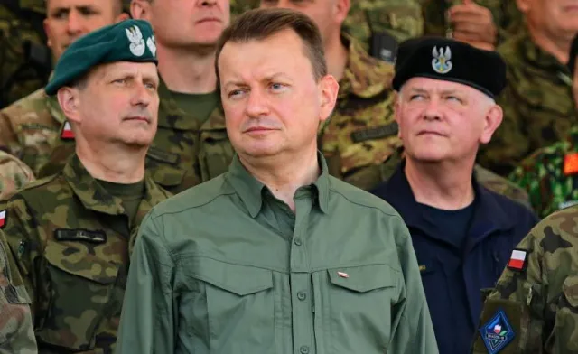 Cichy sojusz MON z resortem sprawiedliwości. Po wyborach nowym premierm może zostać Mariusz Błaszczak