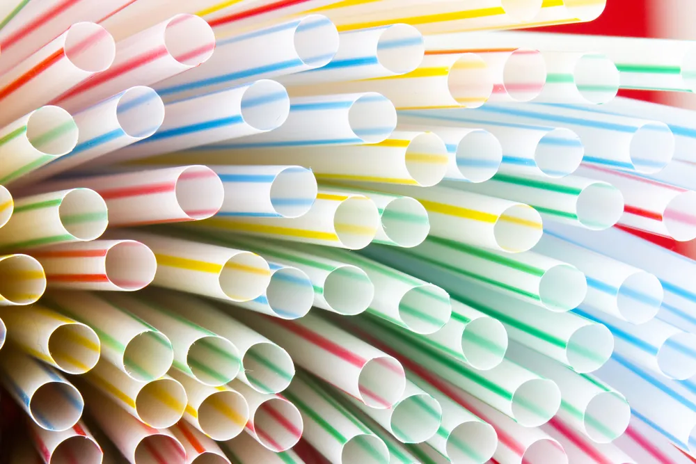 Samorządy muszą uciec od plastiku