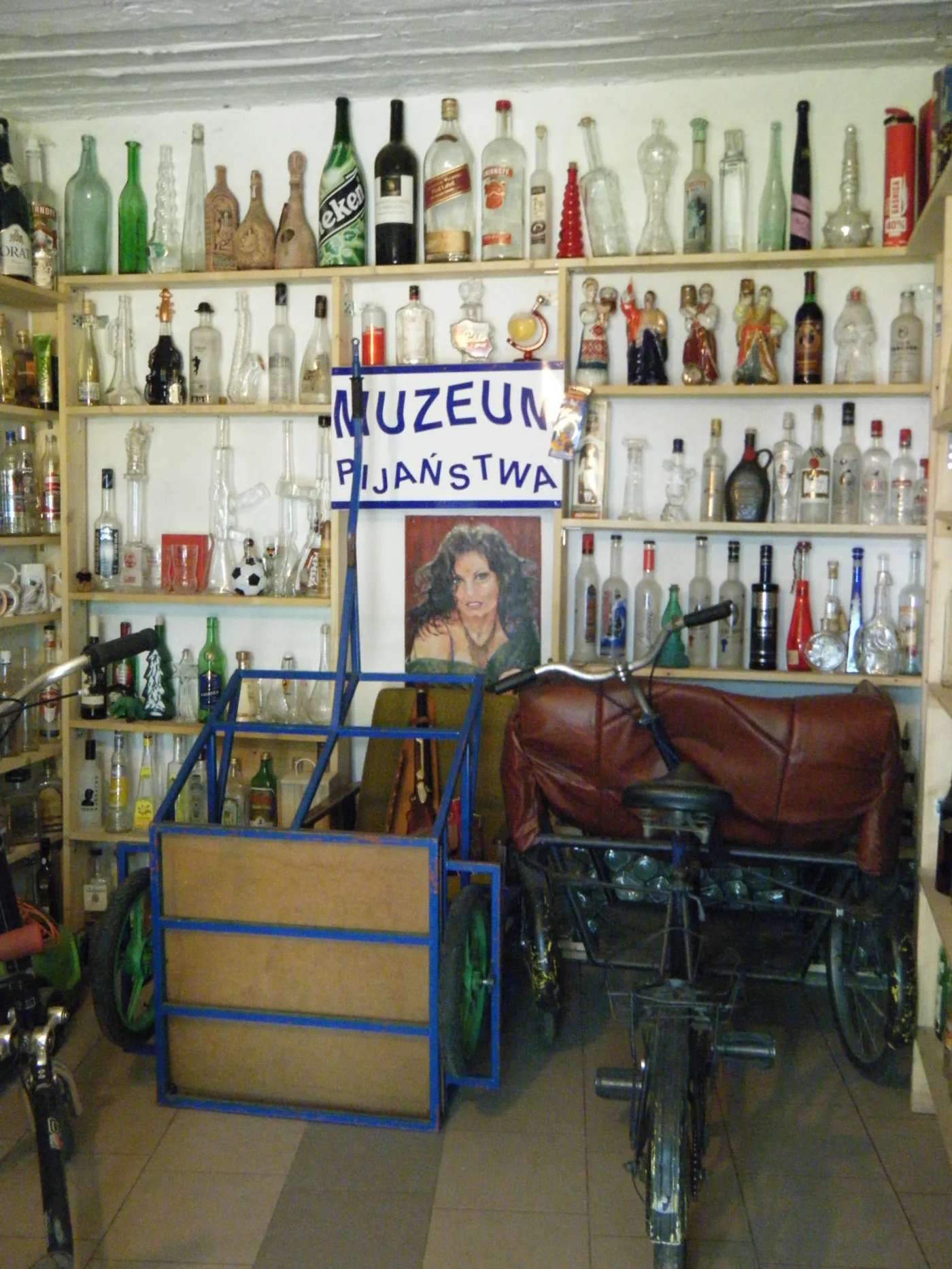 824454-muzeum-pijanstwa.jpg