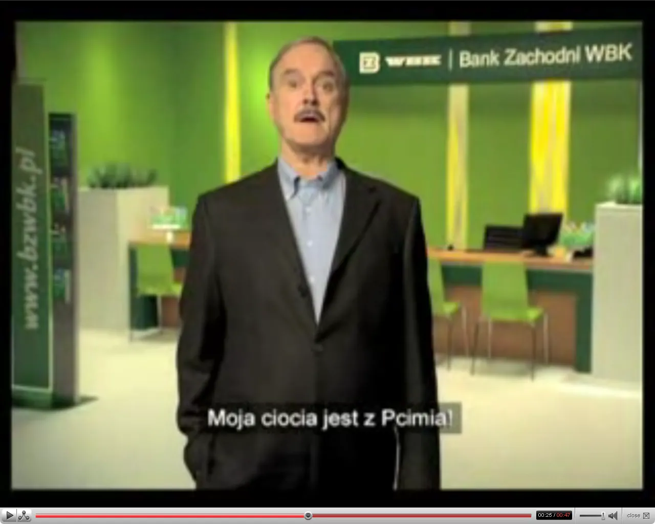 John Cleese sprzedaje. Nieważne co, ważne, że Cleese