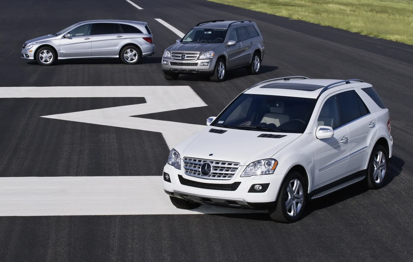 W R 320 BlueTEC, ML 320 BlueTEC i GL 320 BlueTEC pracuje sześciocylindrowy turbodiesel 3,2 o mocy 211 KM