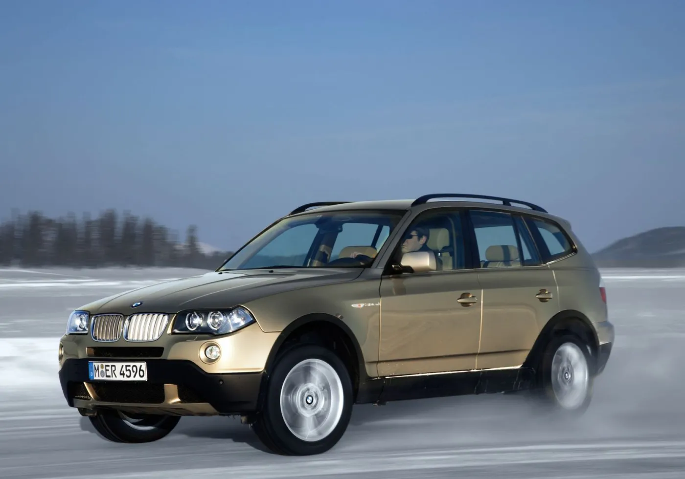 fr_bmw_154429a_931603.jpg