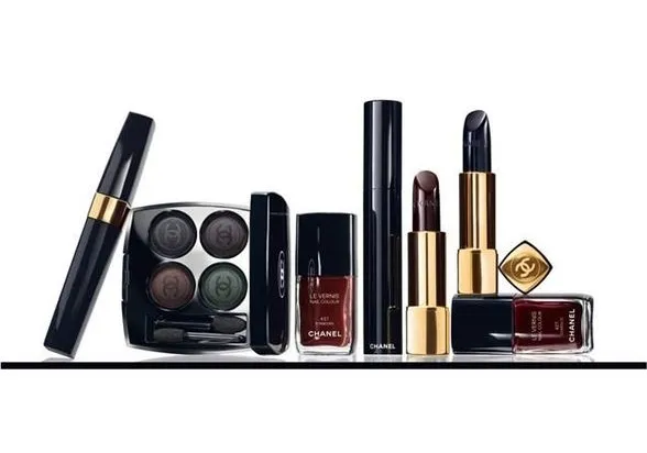 chanel_252742a_1102984.jpg