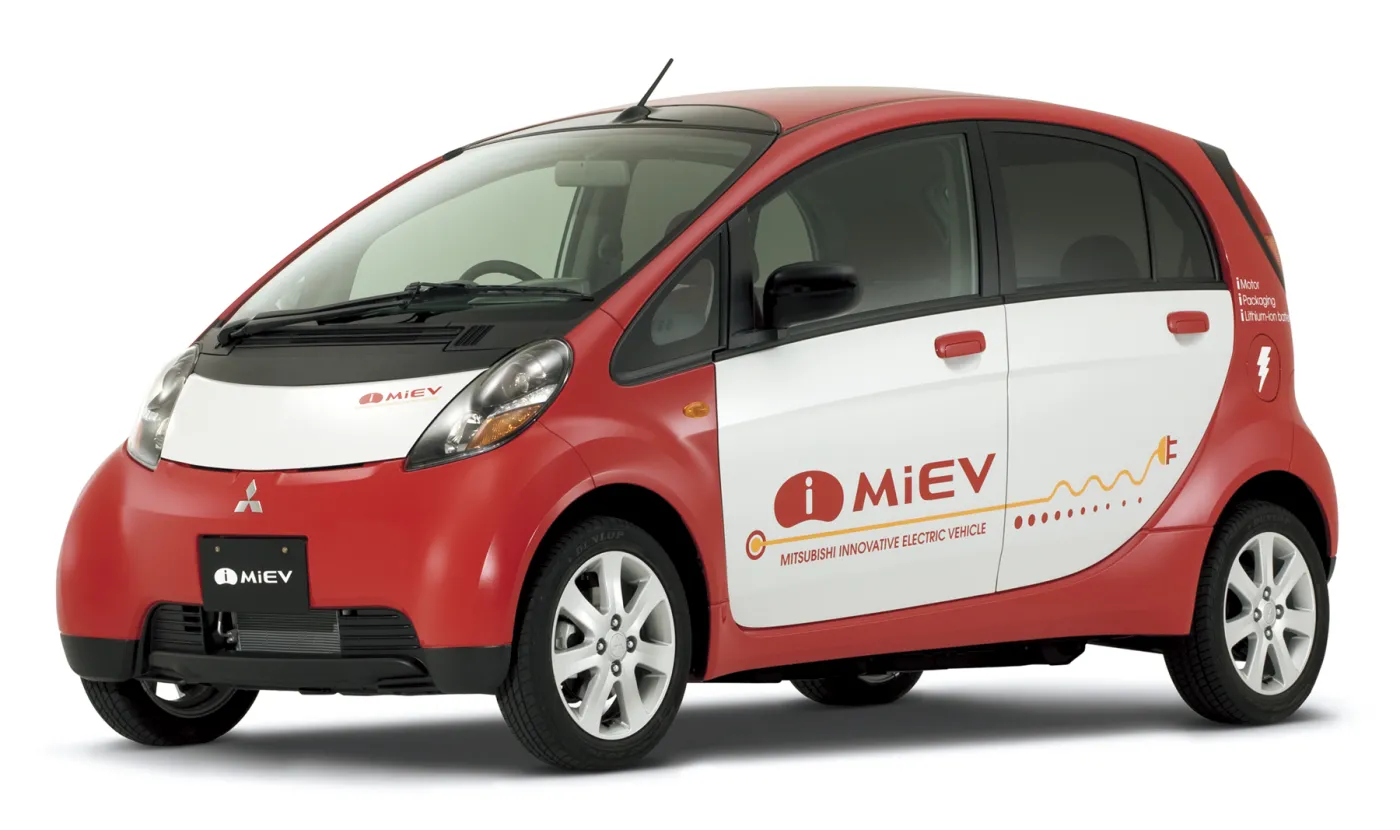Co Mitsubishi kombinuje z Francuzami?
