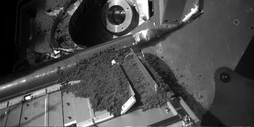 fr_mars4_99475a_338339.jpg