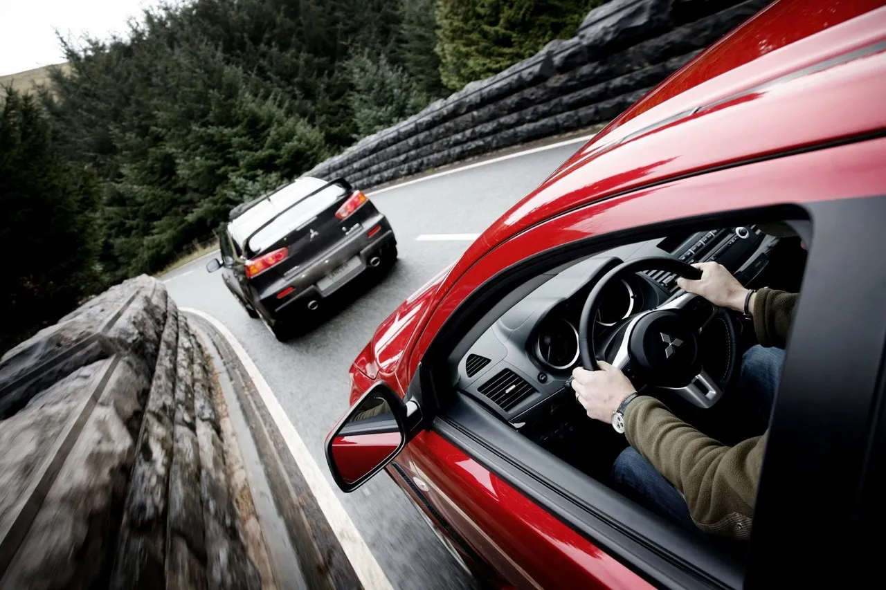Mitsubishi lepsze od… Ferrari