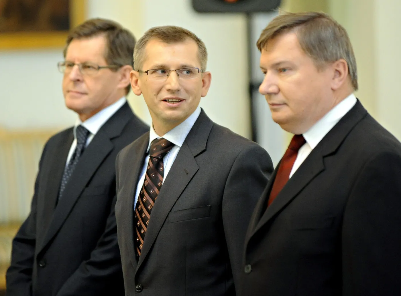 Ministrowie sportu Adam Giersz, sprawiedliwości - Krzysztof Kwiatkowski i spraw wewnętrznych - Jerzy Miller.