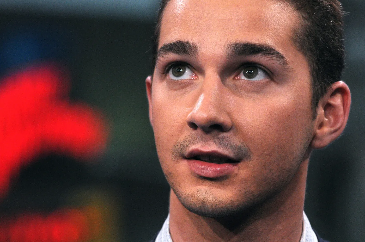 Oliver Stone: Shia LaBeouf to nie nowy Brad Pitt