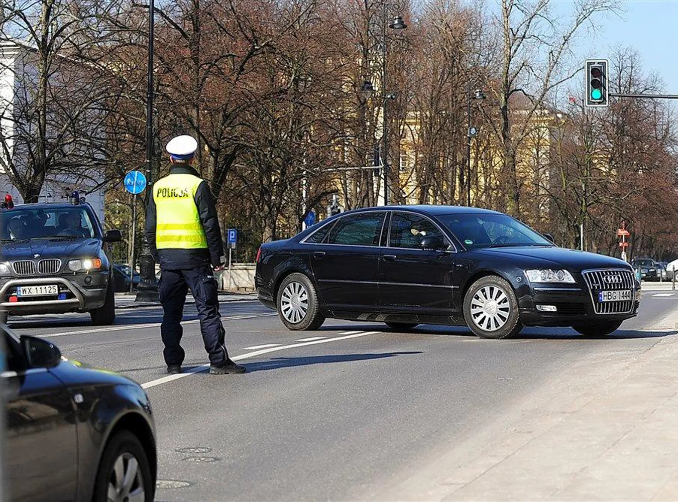 Komorowski zmienia limuzyny jak rękawiczki. Oto nowy wózek w stajni
