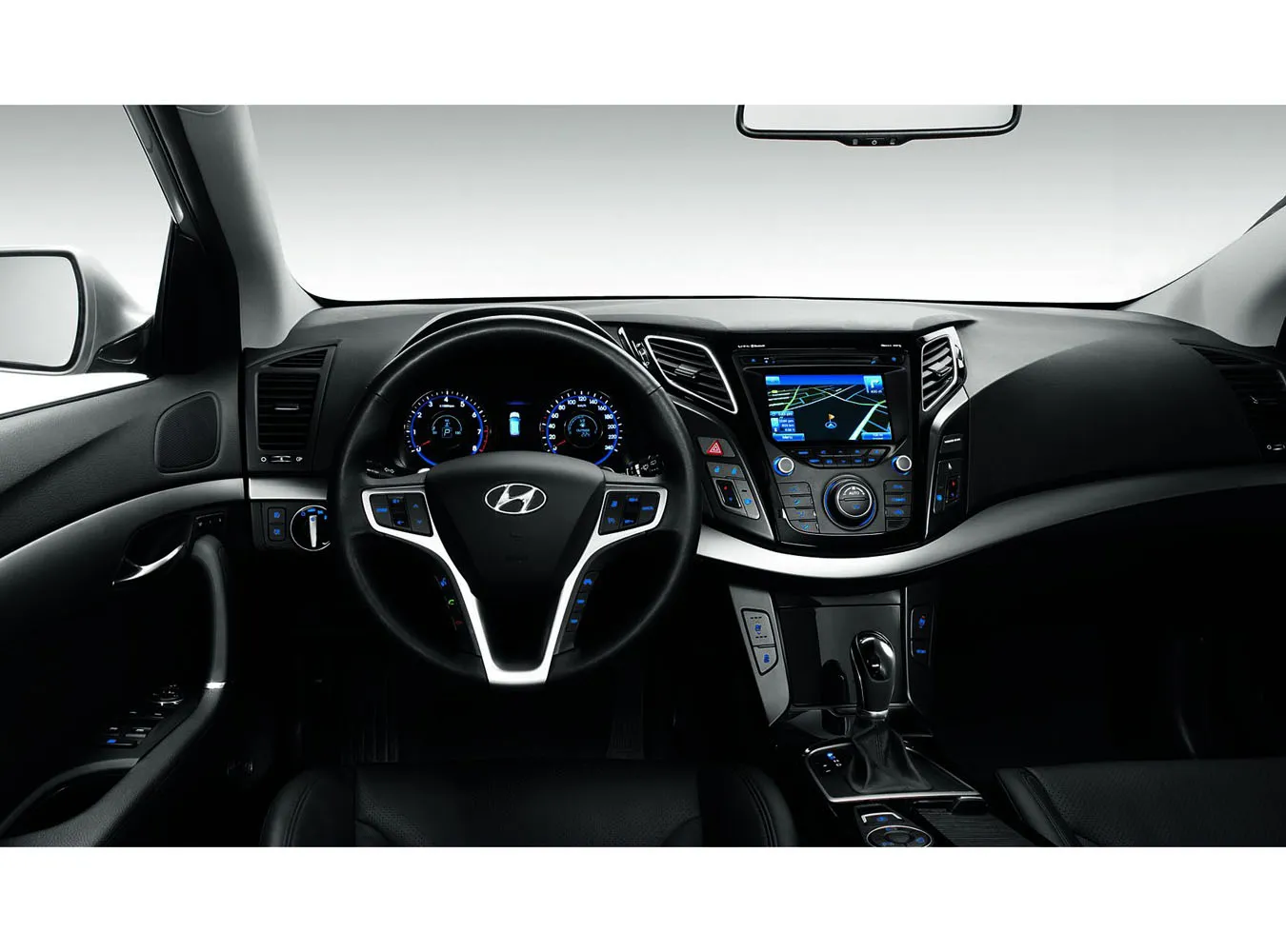 1827686-i40-interior-2.jpg
