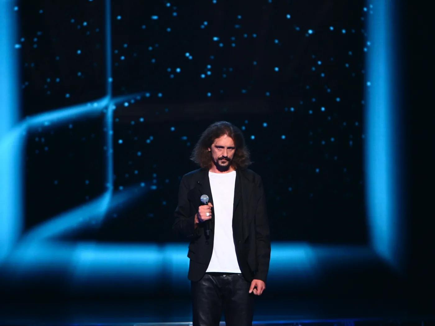 Jeśli wygra w "X Factor", 100 tysięcy złotych odda żonie