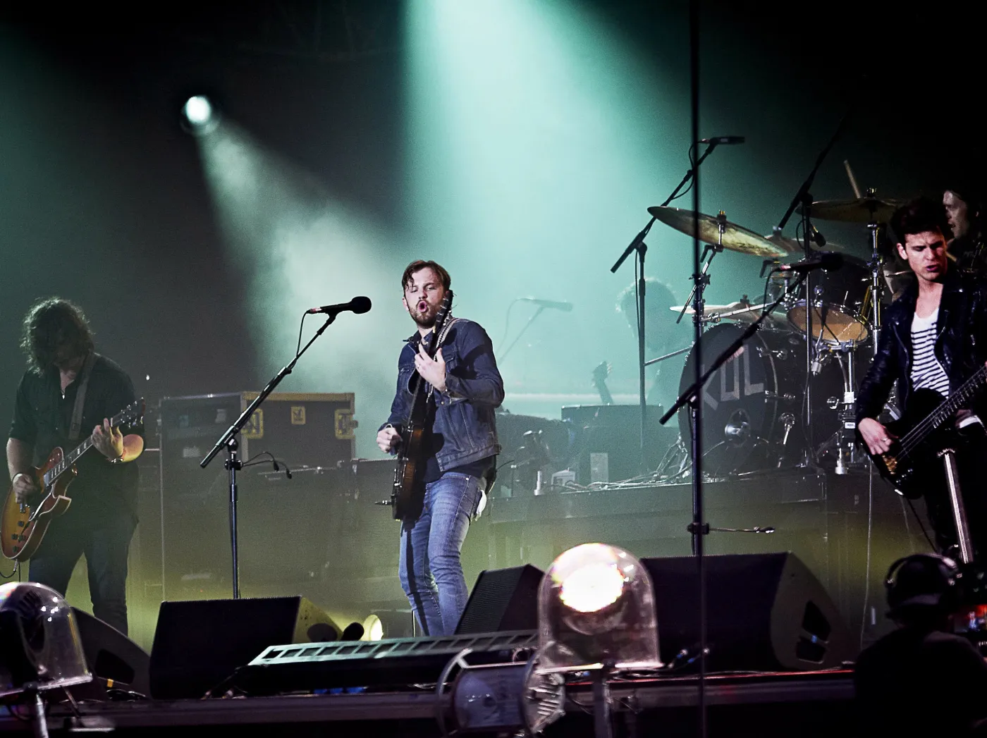 2236213-kings-of-leon.jpg