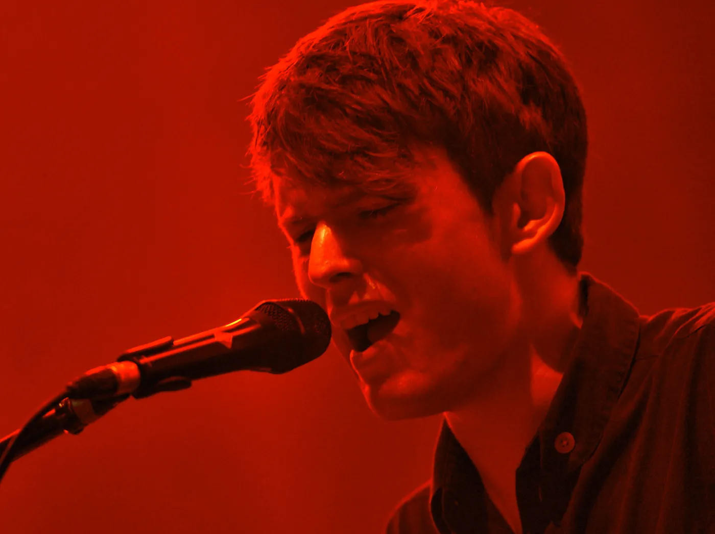 2238199-james-blake.jpg