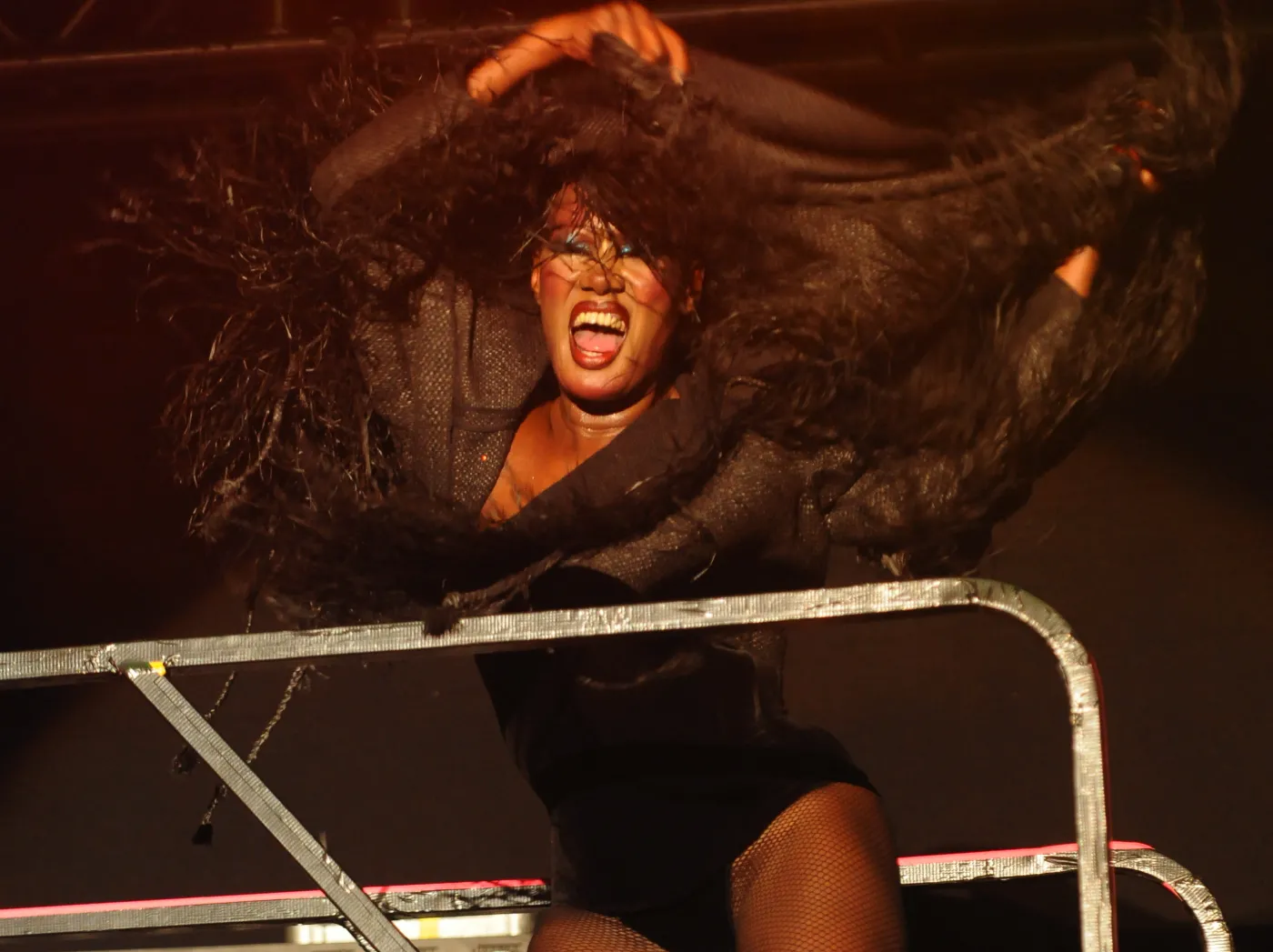 2337275-grace-jones.jpg