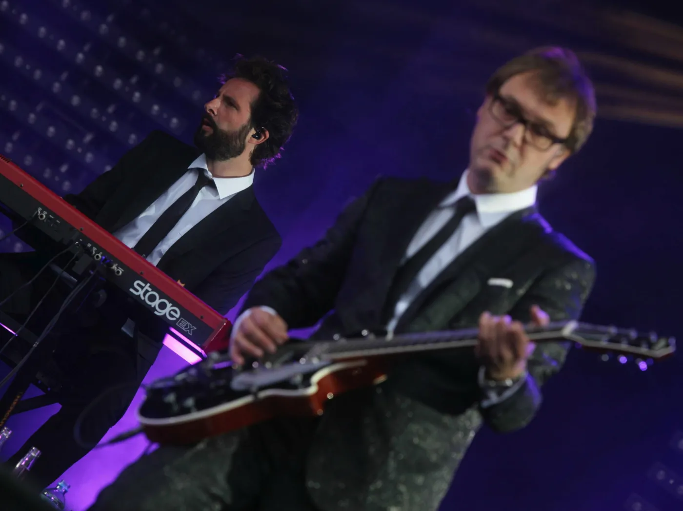 2338076-hooverphonic.jpg