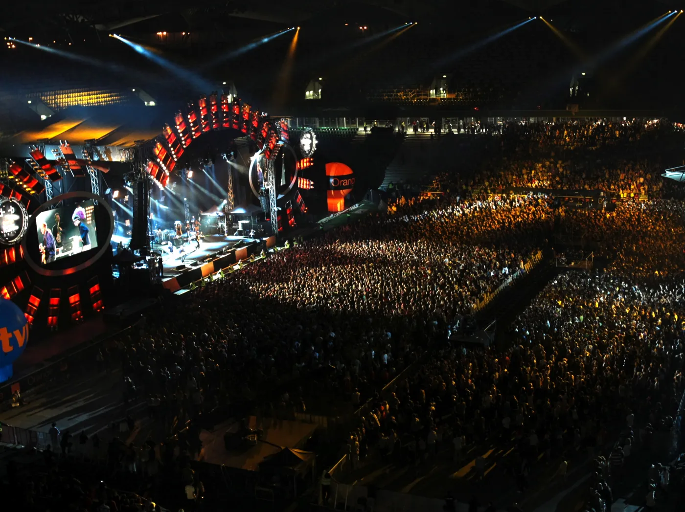 2194594-stadion-legii.jpg
