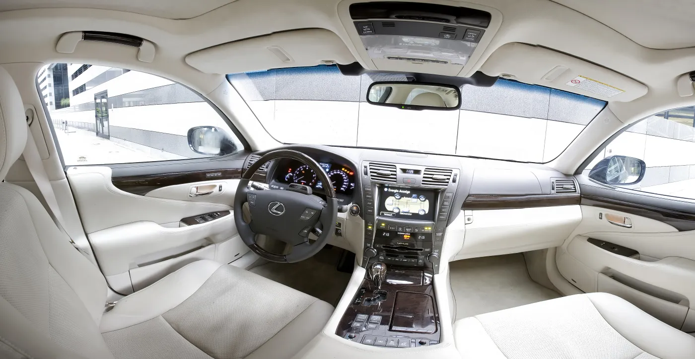 ls600h_in011_1536733.jpg