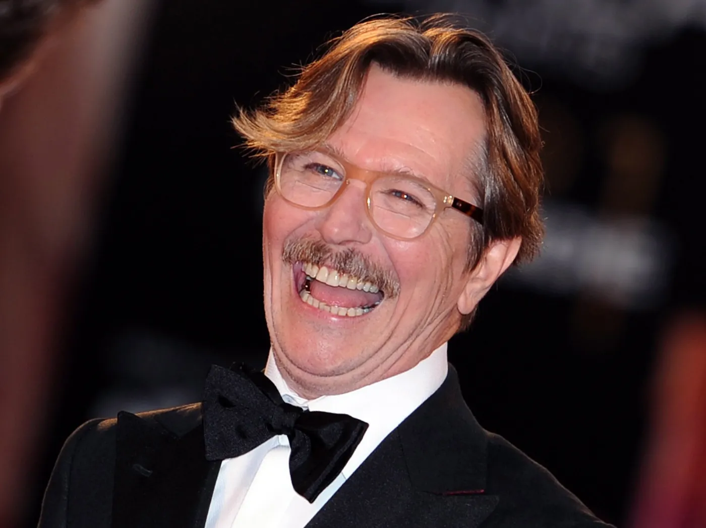 2454560-gary-oldman.jpg