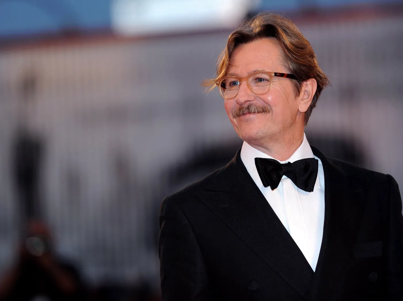 2454185-gary-oldman.jpg