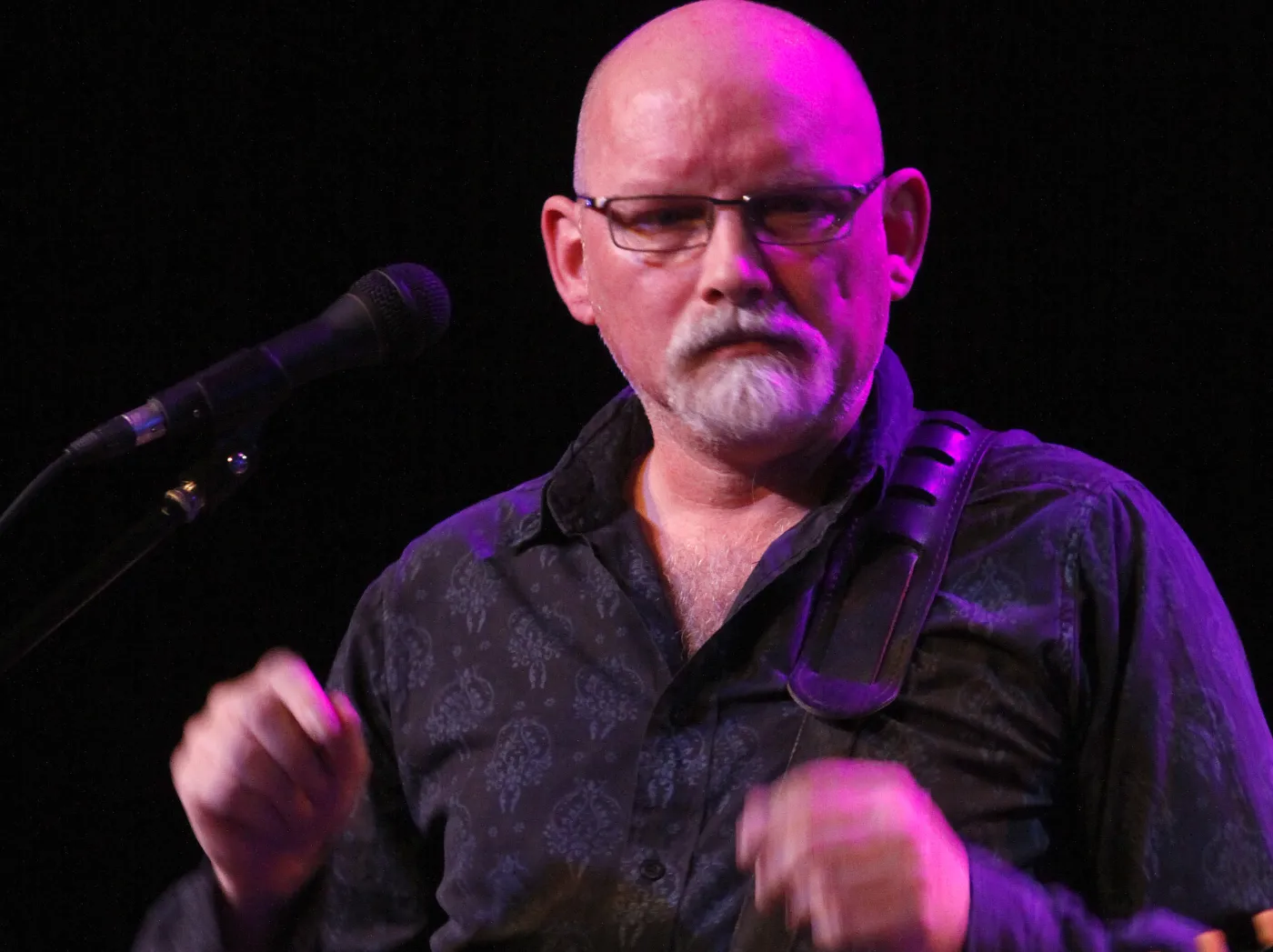 2479743-brendan-perry.jpg